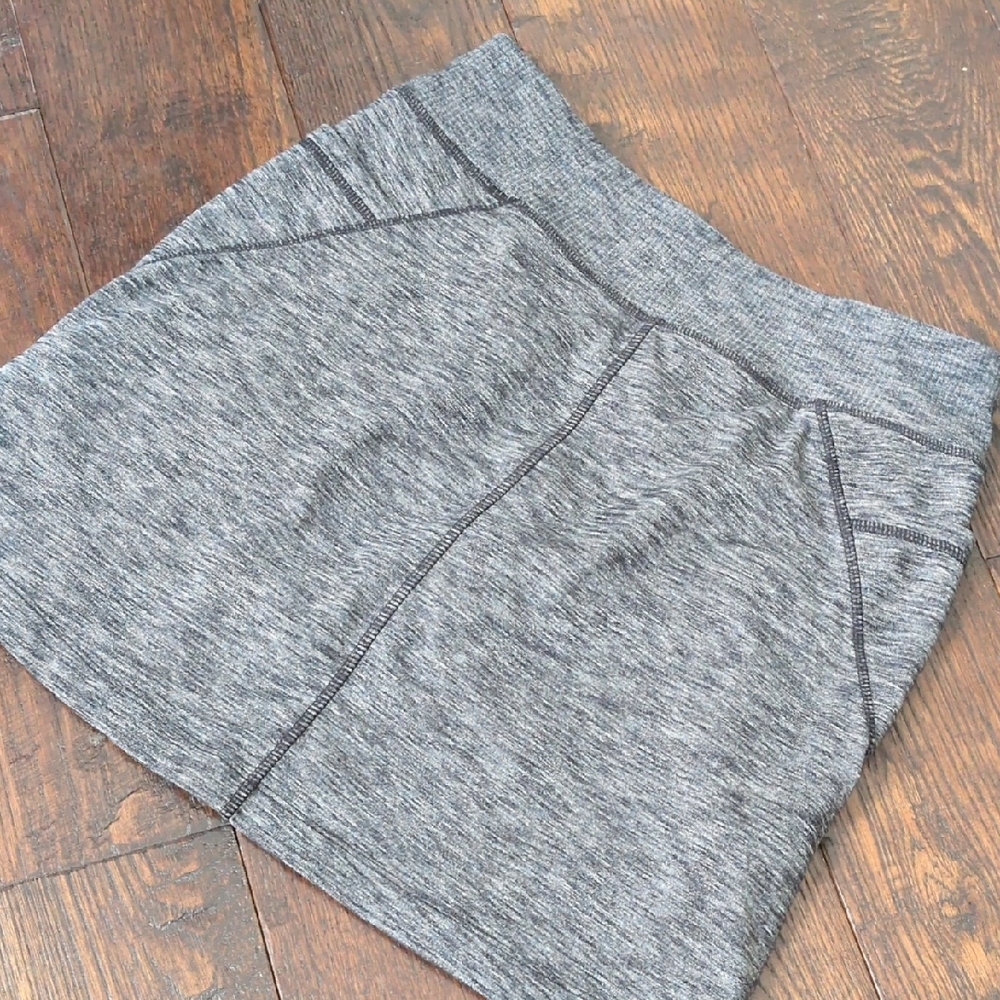 Athleta I Charcoal Gray Excursion Activewear Mini… - image 5